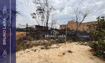 Imagem: Terreno à venda no bairro Tiradentes