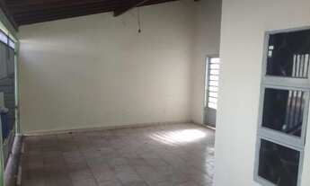 Imagem 2: Aluga-se casa de dois quartos no jardim Atlântida (próximo a creche Colnaghi