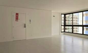 Imagem 5: Apartamento 4 suítes e 3 vagas com hobby box - Centro