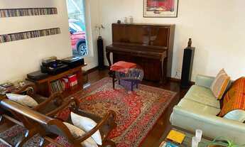 Imagem 4: Casa extremamente bem localizada