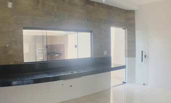 Imagem 6: Vendo casa possui 165 metros quadrados com 3 quartos