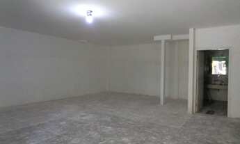 Imagem 2: Ponto comercial/Loja/Box para aluguel possui 175 metros quadrados 90 m2 loja e 85 m2 s/lj