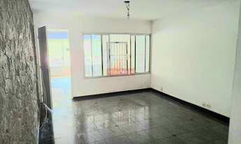 Imagem 5: Linda casa p/ loc. com 3 dorm, sala, coz, 3 Wcs, quintal, espaço gourmet, 1 vaga. Oportuni