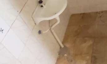 Imagem 3: Casa para aluguel possui 30 metros quadrados com 1 quarto em Vila Jacuí - São Paulo - SP