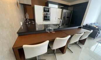 Imagem 7: Apartamento para venda possui 93 metros quadrados com 2 quartos em Agronômica - Florianópo