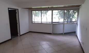 Imagem 3: Lindo apartamento de 04 quartos, nascente, vista livre, varandão, 01 vaga garagem, na SQN