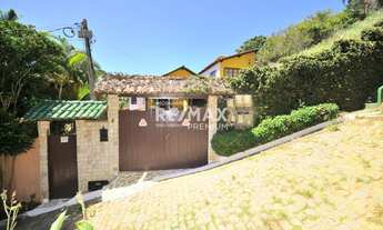 Imagem 2: Casa à Venda Com Piscina, 3 Kitnets e 1 Apartamento em Tartaruga