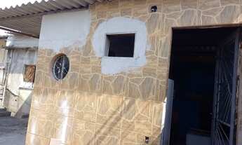 Imagem 6: Terreno com uma loja e uma kitnet de frente pra rua