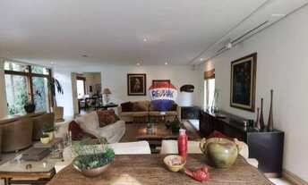 Imagem 2: Casa à venda com 440m², 3 quartos e 5 vagas