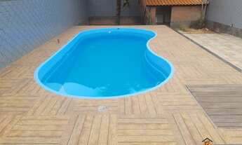 Imagem: Belo imóvel com piscina de segunda locação