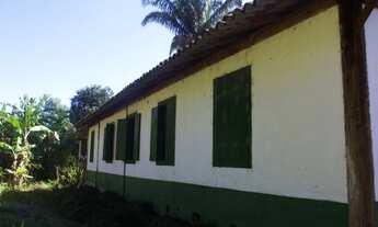 Imagem 2: Sítio centenário com água e vista exuberante!