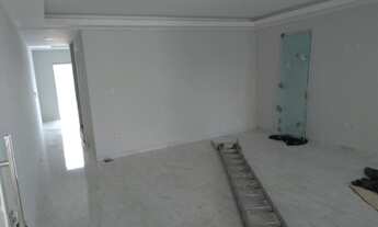 Imagem 2: Casa para venda tem 280 metros quadrados com 3 quartos em Jardim Belvedere - Volta Redonda