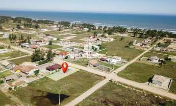 Imagem 6: Terreno com excelente localização no Bal. Copa 70