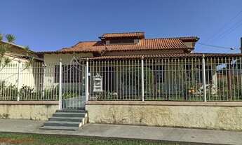 Imagem 2: Ótima casa com 03 quartos, sendo 01 suíte, sala em 02 ambientes, cozinha, área de serviço