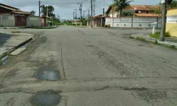 Imagem 3: Terreno com 300 m² localização privilegiada, apenas 100 metros da praia no Bairro tupy