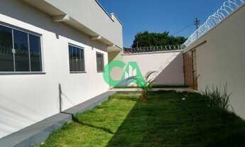 Imagem: Casa moderna de esquina setor bairro Itapoã