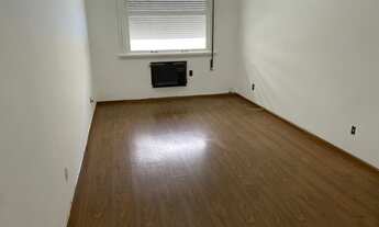 Imagem 2: 1 quarto com dependência, (pode fazer um Home Office) 65m2 , vaga na escritura