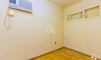 Imagem 6: PORTO ALEGRE - Casa Padrão - Nonoai