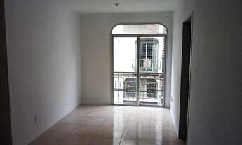 Imagem: Apartamento à venda reformado c/ 60m2 útil