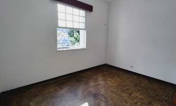 Imagem 7: Sobrado para venda possui 260 metros quadrados com 3 quartos em Marapé - Santos - SP