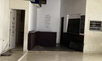 Imagem 4: Galpão/Depósito/Armazém para aluguel tem 241 metros quadrados