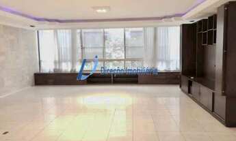 Imagem 2: Copacabana - Desocupado - Posto 6 - Frente - 4 quartos (2 suítes) - Armários - Copa-cozinh