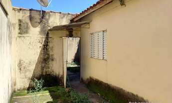 Imagem 7: Casa com quatro quartos e edicula na Vila Dutra