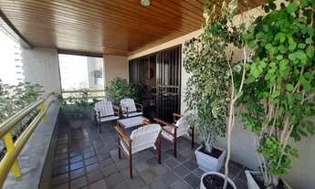 Imagem 4: Apartamento para venda tem 227 metros quadrados com 5 quartos em Apipucos - Recife - PE