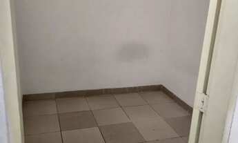 Imagem: Alugo DCE para solteiro