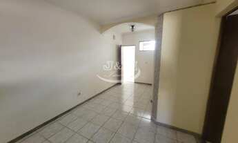 Imagem 3: Casa 02 quartos, varanda, 01 vaga de garagem. Bairro Letícia em Belo Horizonte/Mg