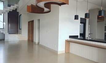 Imagem: Lindo sobrado com 03 suítes no melhor do