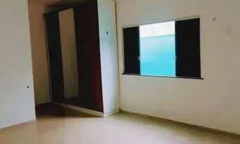 Imagem 5: Casa 03 Qts no Cj Shangrila, sendo 02 suítes, Piscina, Poço artesiano, 04 vgs.gar.coberta