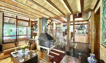 Imagem 3: Casa 363 m² 3 Quartos sendo 1 Suíte e 4 banheiros à Venda por R$ 2.500.000,00