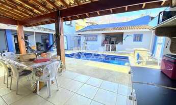 Imagem 4: Incrível Sobrado à venda e locação, 04 dormitórios, sendo 02 suítes + 01 master, piscina e