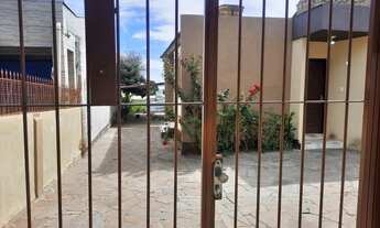 Imagem: Casa com 3 dormitórios para alugar, 200