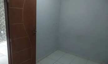 Imagem 5: Aluga-se uma casa "fundos &quot