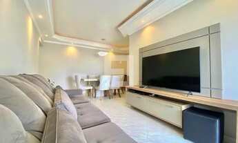 Imagem 2: Apartamento para Venda em Florianópolis, Canto, 3 dormitórios, 1 suíte, 2 banheiros, 2 vag