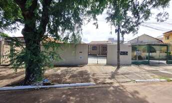 Imagem 2: Casa térrea no bairro Amambaí