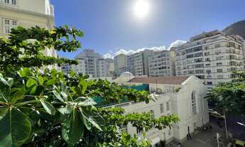 Imagem 5: Apartamento a venda em Copacabana tem 163m² com 3 quartos sendo 1 suíte, mais dependência