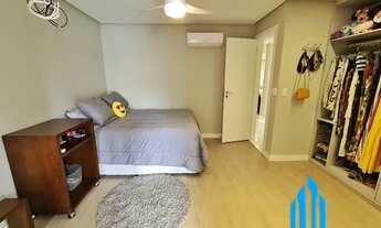 Imagem 7: Casa para venda possui 270 metros quadrados com 4 quartos em São Judas Tadeu - Guarapari