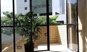 Imagem 2: Ótimo apto ventilado, varandão , 3 qtos, 1 suíte, dependência completa 2 vagas cobertas