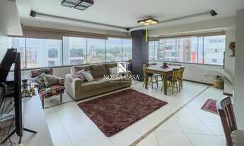 Imagem 2: Apartamento para venda possui 92 metros quadrados com 2 quartos em Centro - Torres - RS