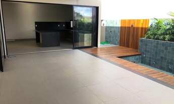 Imagem 2: Casa com 3 suítes no condomínio Grand Trianon