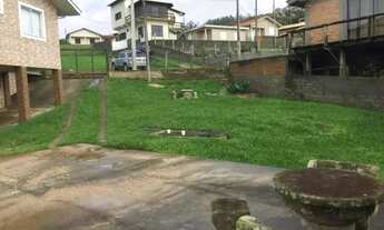 Imagem 3: Terreno medindo 800,00m² com casa de 2 pisos, sendo que fica como duas casa separadas. Vis