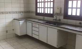 Imagem 3: Casa para aluguel com 250 m² e 3 quartos em Jardim América, Bauru - SP