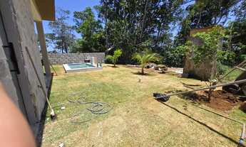 Imagem 2: Casa térrea 3/4 sendo 2 suítes e 1 suíte Abrantes