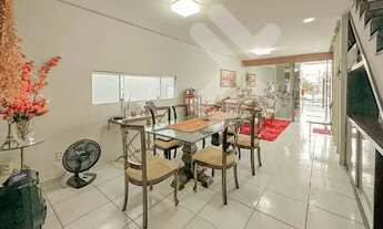 Imagem 4: Casa Duplex em Condomínio Fechado Excelente Localização!