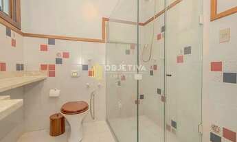 Imagem 7: Casa à venda 3 Quartos 1 Suite 4 Vagas 239M² Boa Vista Porto Alegre - RS