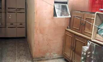 Imagem 6: Casa com Edícula Independente em Terreno de 203m² Ideal para Moradia e Renda Extra