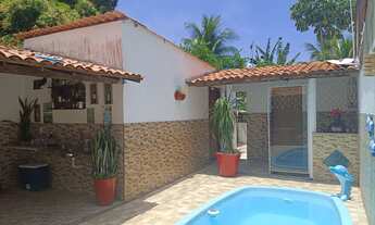 Imagem 2: Casa com picina Casa com 3 dormitórios